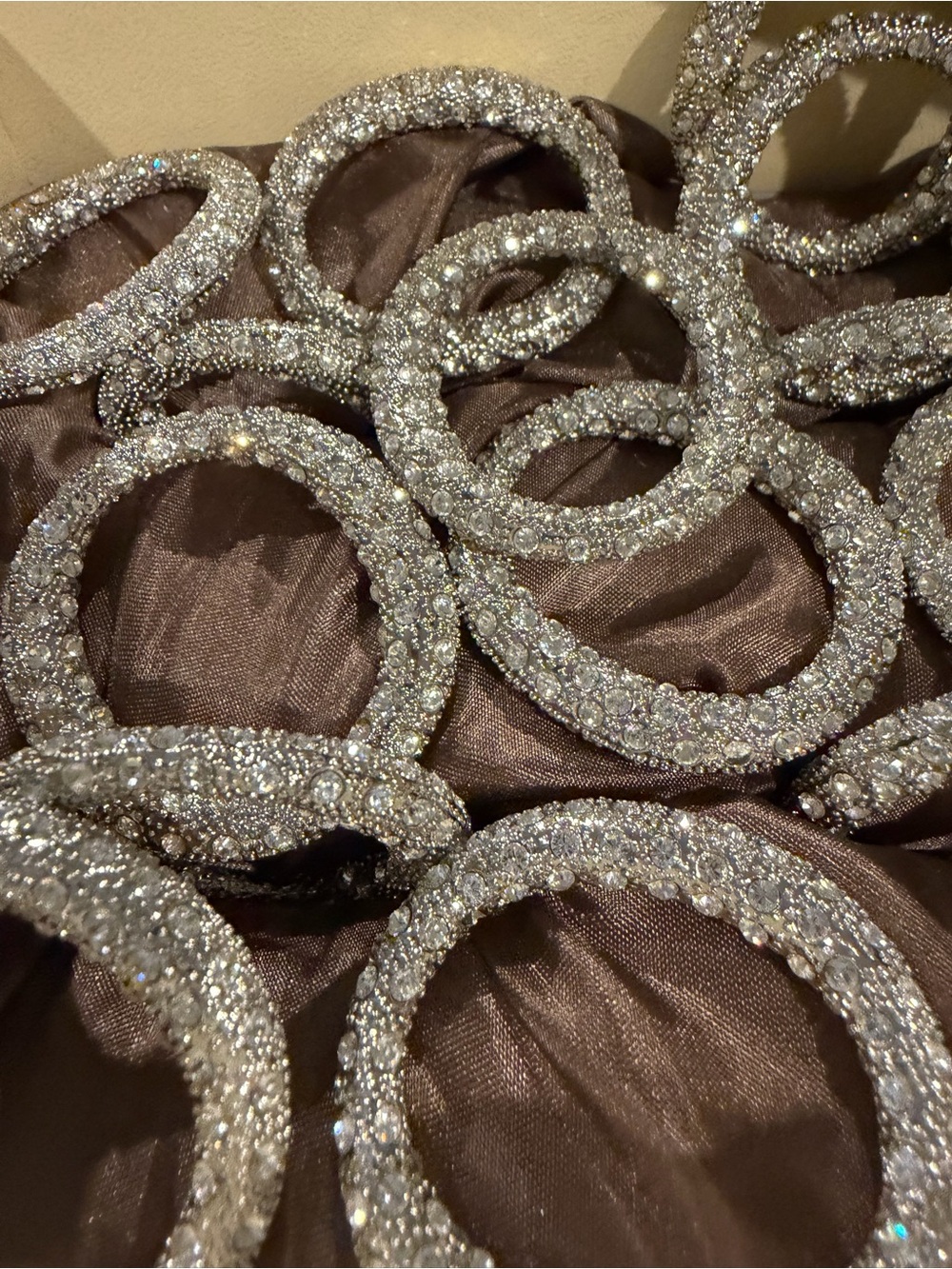 L’Object Vintage 8 ULTRA RARE Swarovski napkin rings ultra shine